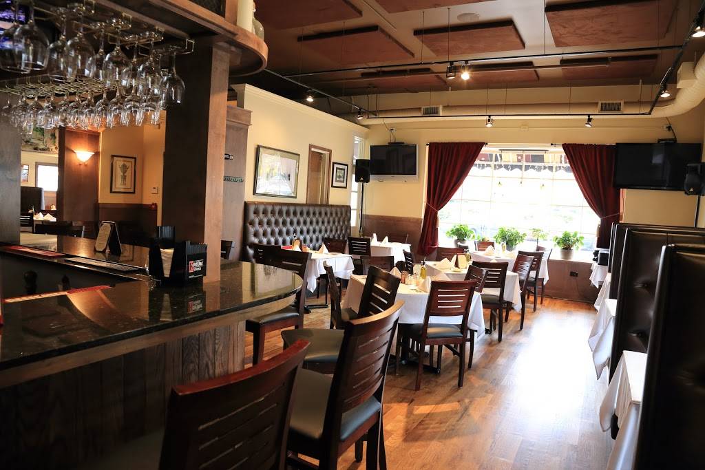 Gusto Italiano Restaurant | restaurant | 1834 Glenview Rd, Glenview, IL 60025, USA | 8477295444 OR +1 847-729-5444