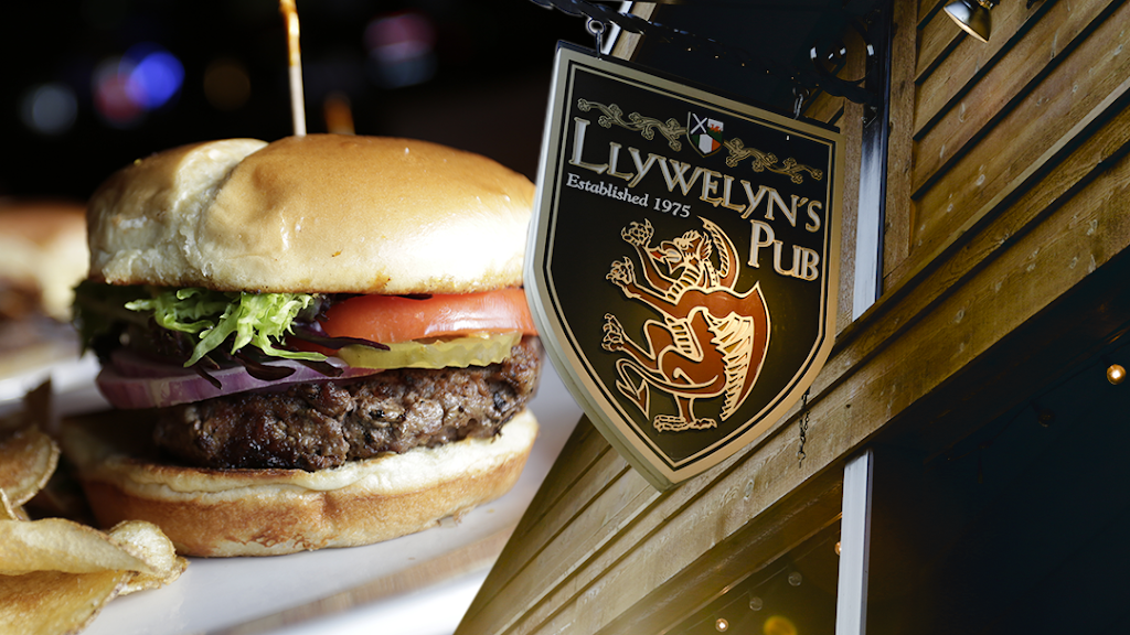 Llywelyns Pub | restaurant | 3300 Mid Rivers Mall Dr, St Peters, MO 63376, USA | 6363870771 OR +1 636-387-0771