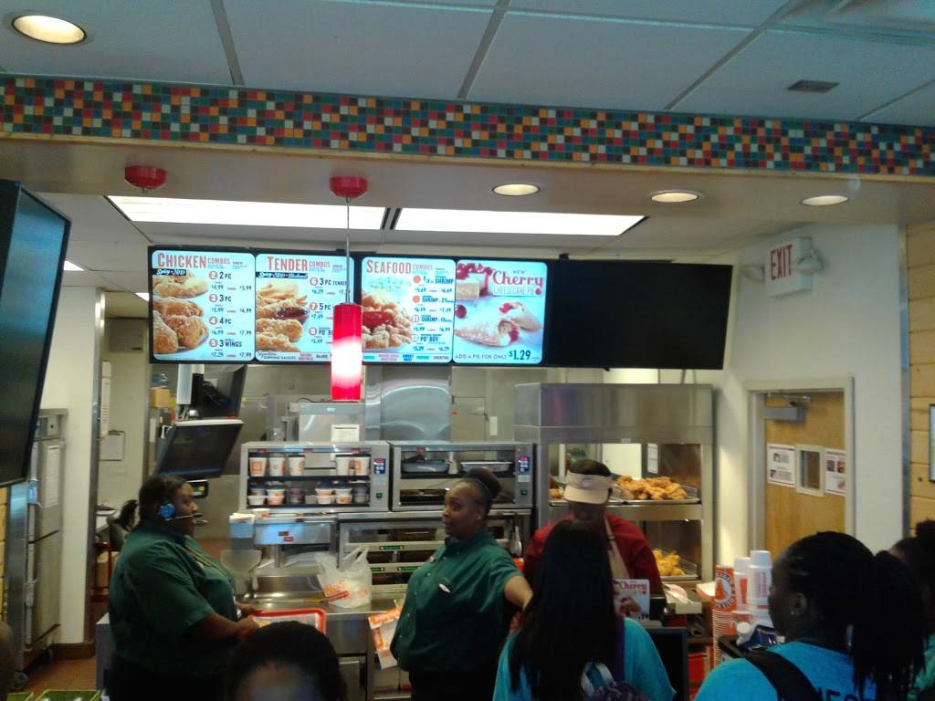 Popeyes Louisiana Kitchen | restaurant | 6232 Elysian Fields Ave, New Orleans, LA 70122, USA | 5042839750 OR +1 504-283-9750