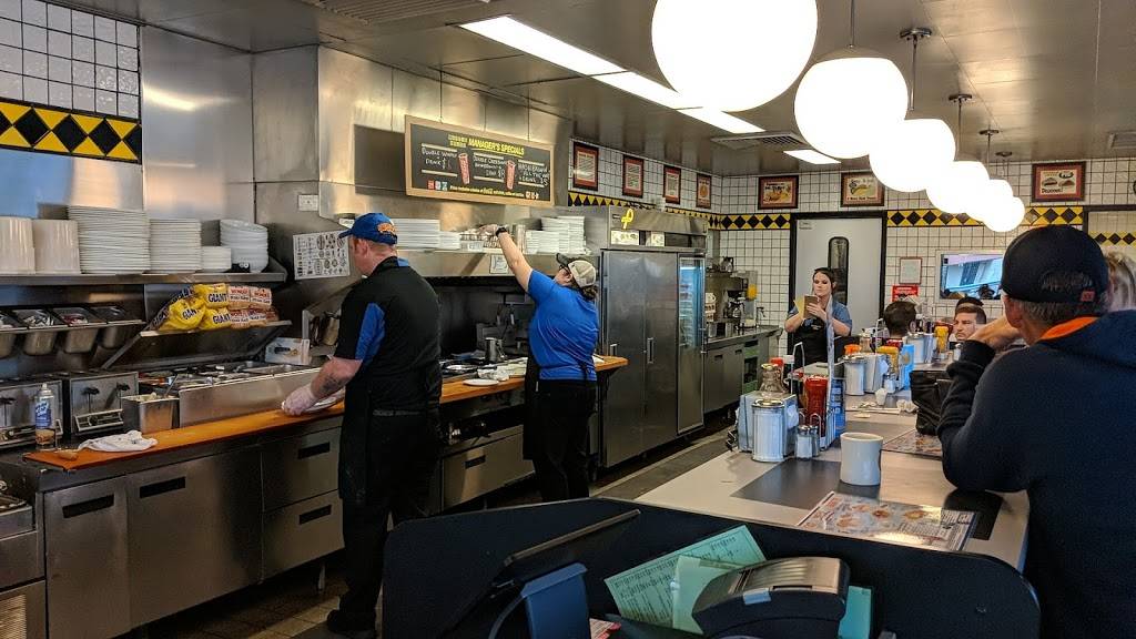 Waffle House | meal takeaway | 80 AL-75 N, Albertville, AL 35951, USA | 2568917822 OR +1 256-891-7822