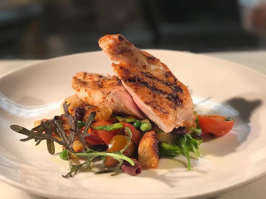 Rosewood Bar & Grill | restaurant | 28 S School St, Lodi, CA 95240, USA | 2093690470 OR +1 209-369-0470