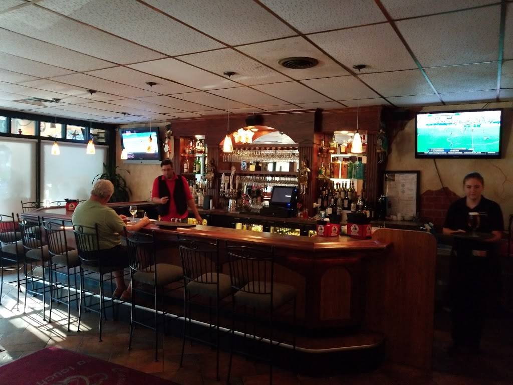 Carinis Southern Italian Restaurant | restaurant | 3468 N Oakland Ave, Milwaukee, WI 53211, USA | 4149639623 OR +1 414-963-9623