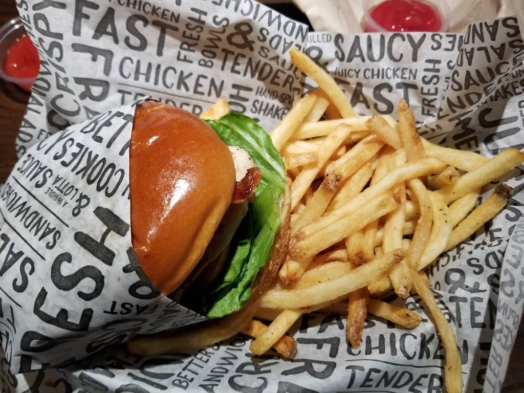 PDQ Restaurant | restaurant | 3333 W Hillsboro Blvd, Deerfield Beach, FL 33442, USA | 9542136063 OR +1 954-213-6063