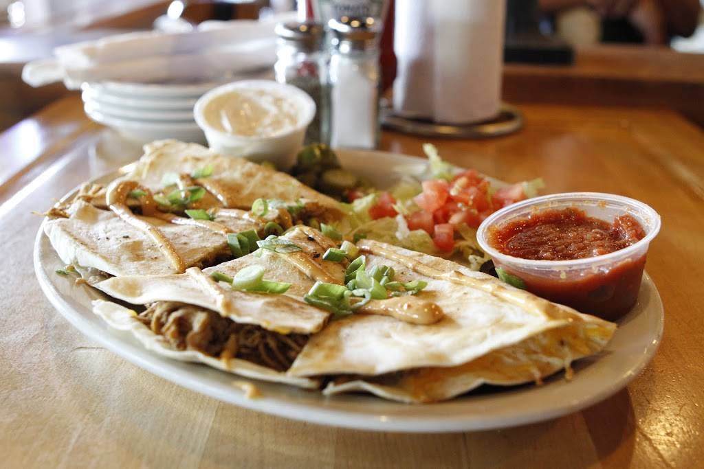 Blvd Bar & Grille | restaurant | 433 Mendota Rd E, West St Paul, MN 55118, USA | 6514507736 OR +1 651-450-7736