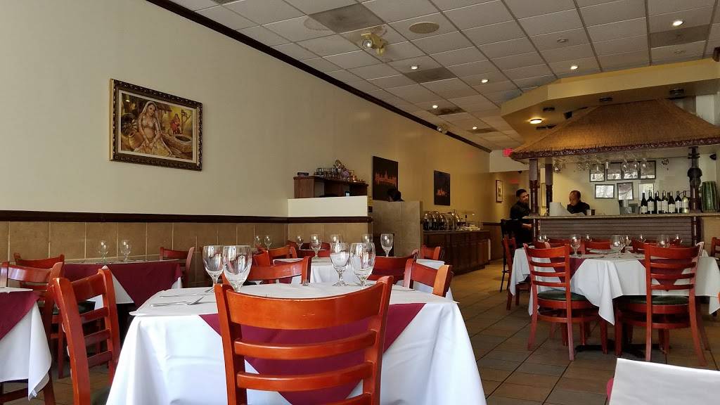 Shangri-La Nepalese & Indian Cuisine | restaurant | 7345 Wisconsin Ave A, Bethesda, MD 20814, USA | 3016564444 OR +1 301-656-4444