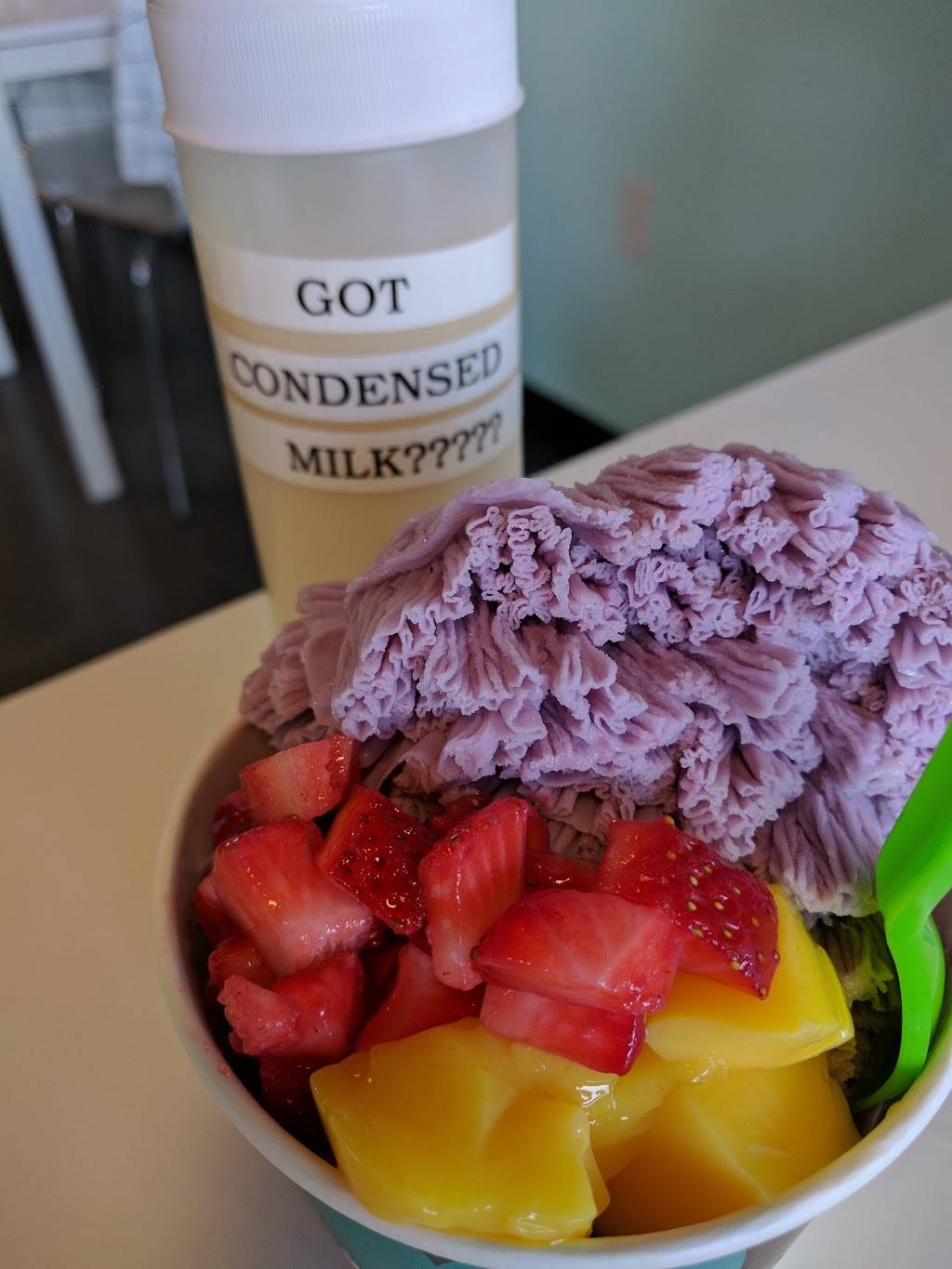 Fluff Ice | restaurant | 6825 W Russell Rd #135, Las Vegas, NV 89118, USA | 7027226465 OR +1 702-722-6465