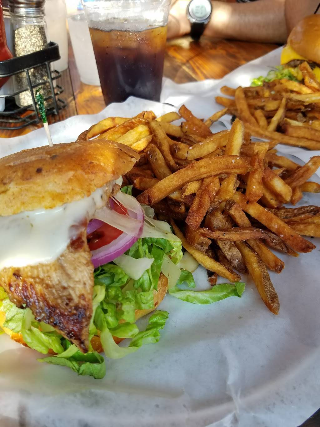 Dots Hop House & Cocktail Courtyard | restaurant | 2645 Commerce St, Dallas, TX 75226, USA | 2142303687 OR +1 214-230-3687