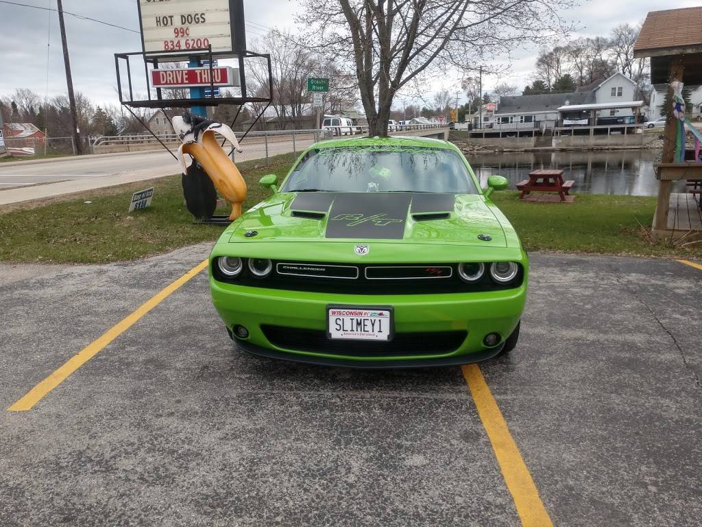 Shake A Burger | restaurant | 107 Brazeau Ave, Oconto, WI 54153, USA | 9208346200 OR +1 920-834-6200