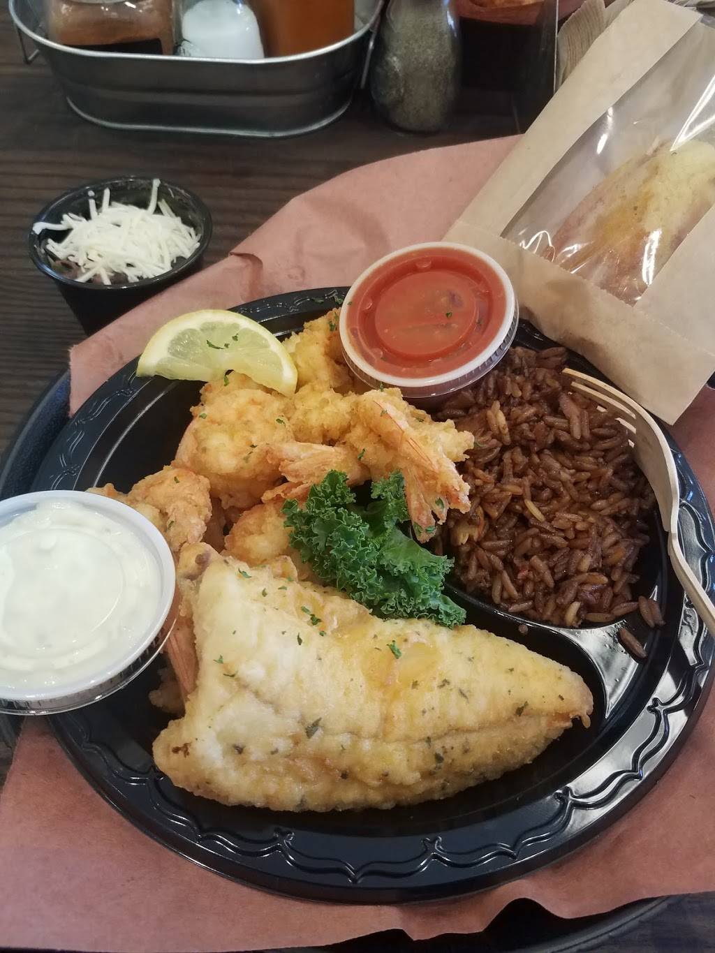 Genevas Famous Chicken and Cornbread Co. | restaurant | 1909 E Victory Dr Suite 102, Savannah, GA 31404, USA | 9122352978 OR +1 912-235-2978