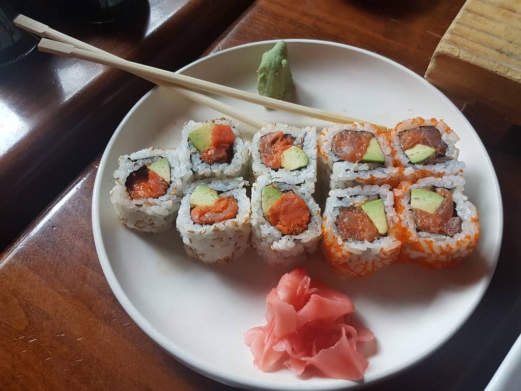 Sarah Street Grill | restaurant | 550 Quaker Alley, Stroudsburg, PA 18360, USA | 5704249120 OR +1 570-424-9120