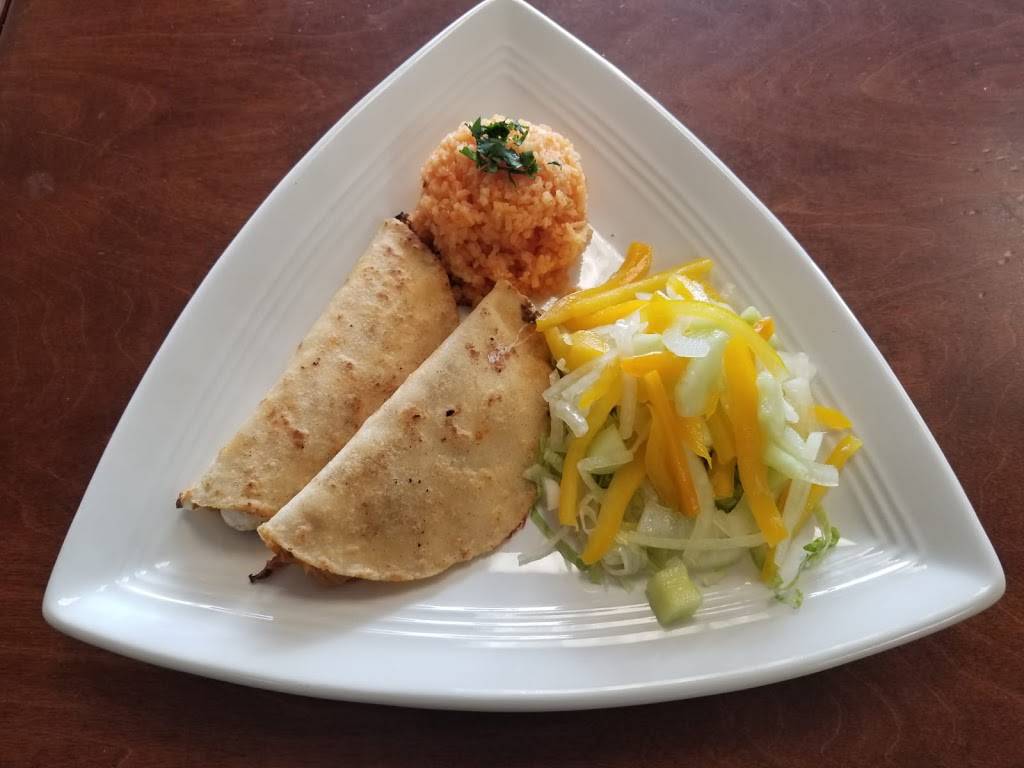 La Poblanita Mexican Cuisine | restaurant | 16 N Bartlett Rd, Streamwood, IL 60107, USA | 6308238033 OR +1 630-823-8033