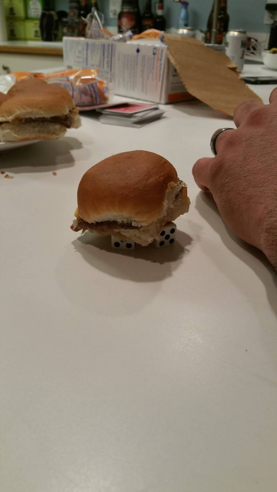 White Castle | restaurant | 7996 E Ridge Rd, Hobart, IN 46342, USA | 2199473698 OR +1 219-947-3698