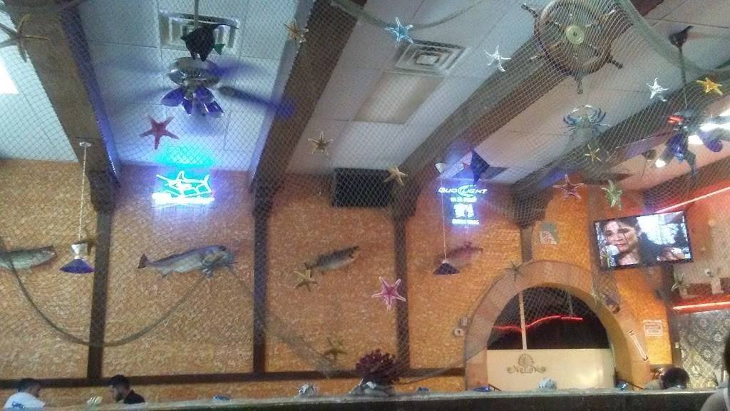 El Tiburon Seafood & Grill | restaurant | 4115 W Jefferson Blvd, Dallas, TX 75211, USA | 2143374779 OR +1 214-337-4779