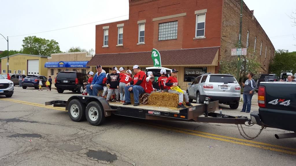 Luceros Supermarket and Mexican Restaurant | restaurant | 211 W St Paul St, Spring Valley, IL 61362, USA | 8156638425 OR +1 815-663-8425