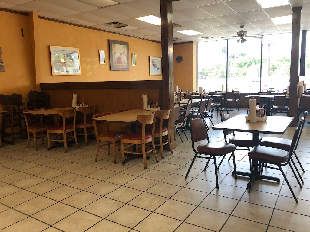 Jackson Soul food | restaurant | 632 US-82, Tifton, GA 31794, USA | 2293964068 OR +1 229-396-4068