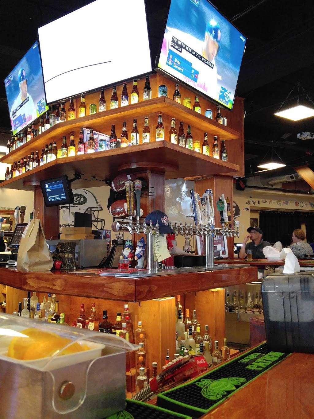 DaddyOs BBQ & Sports Bar | restaurant | 181 Bay St, Staten Island, NY 10301, USA | 7182854096 OR +1 718-285-4096