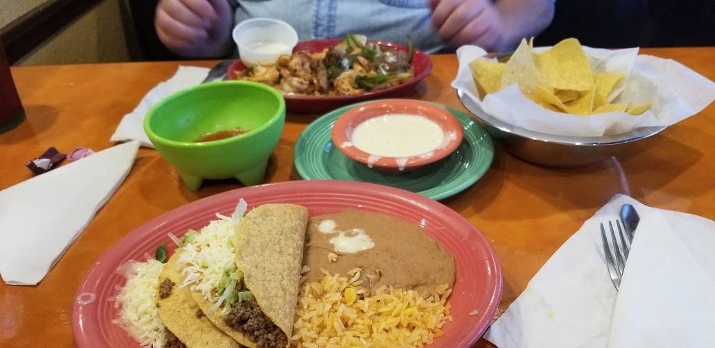 Cilantros Grill & Cantina | restaurant | 202 Harrison Lane, Brunswick, GA 31520, USA | 9122625878 OR +1 912-262-5878