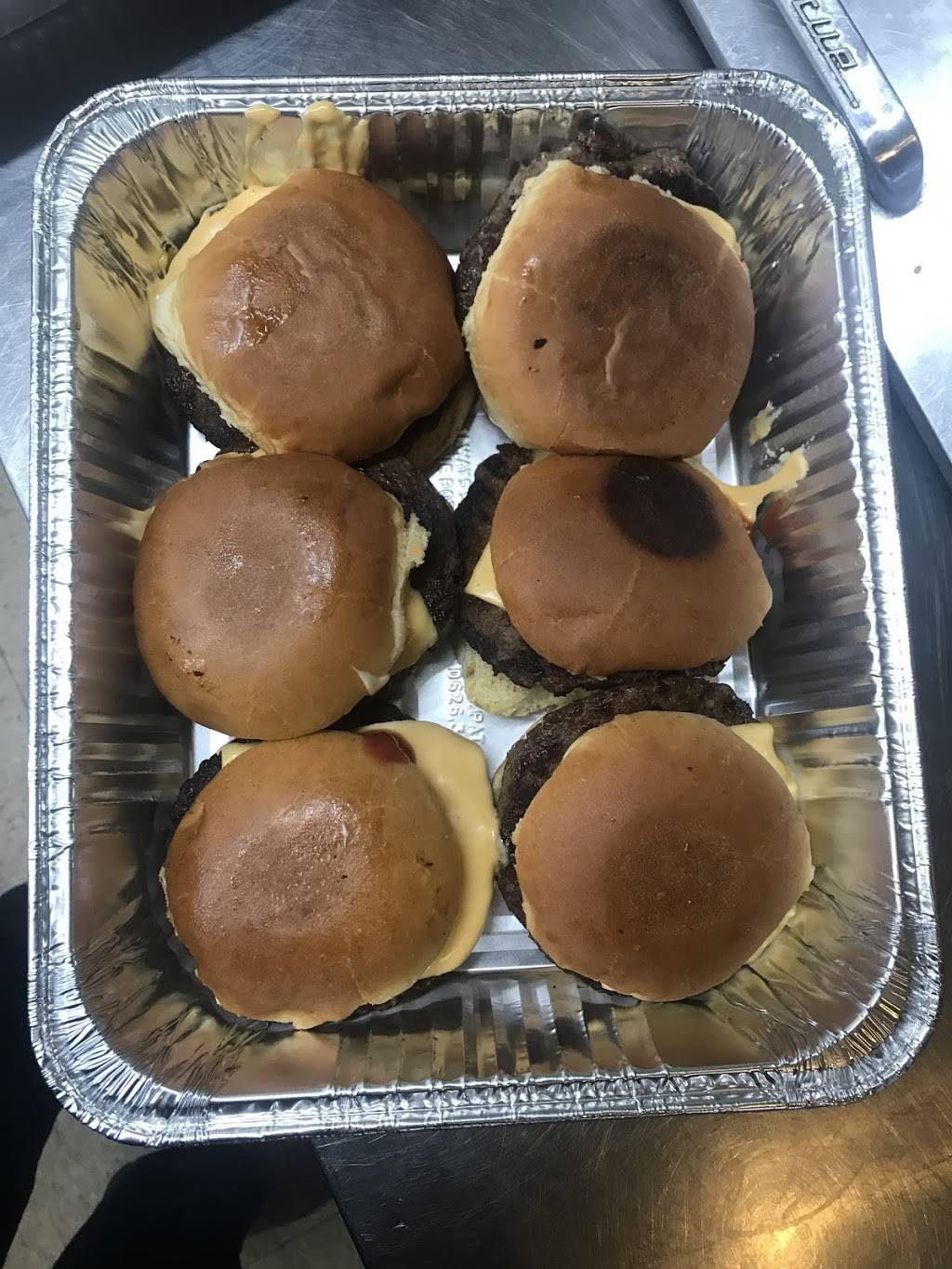 Lyons Food Market | restaurant | 4401 Lawndale Ave, Lyons, IL 60534, USA | 7087771276 OR +1 708-777-1276