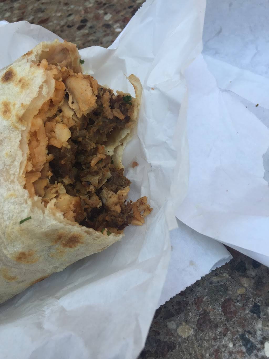 Mercado Guadalajara | restaurant | 2454 W Hillcrest Dr #108, Newbury Park, CA 91320, USA | 8053761308 OR +1 805-376-1308