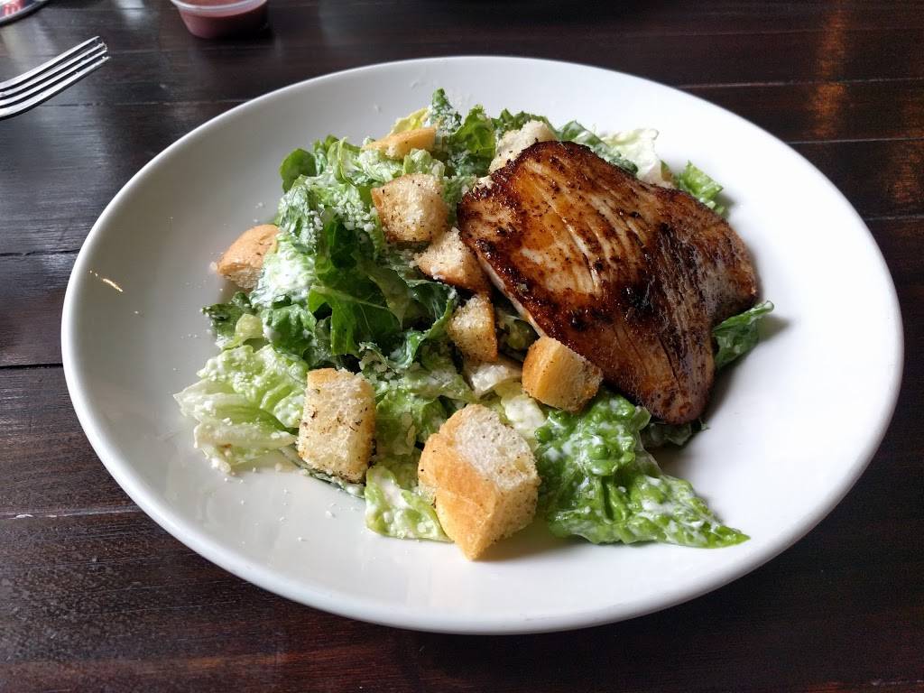 Sea Sea Riders Restaurant | restaurant | 221 Main St, Dunedin, FL 34698, USA | 7277341445 OR +1 727-734-1445