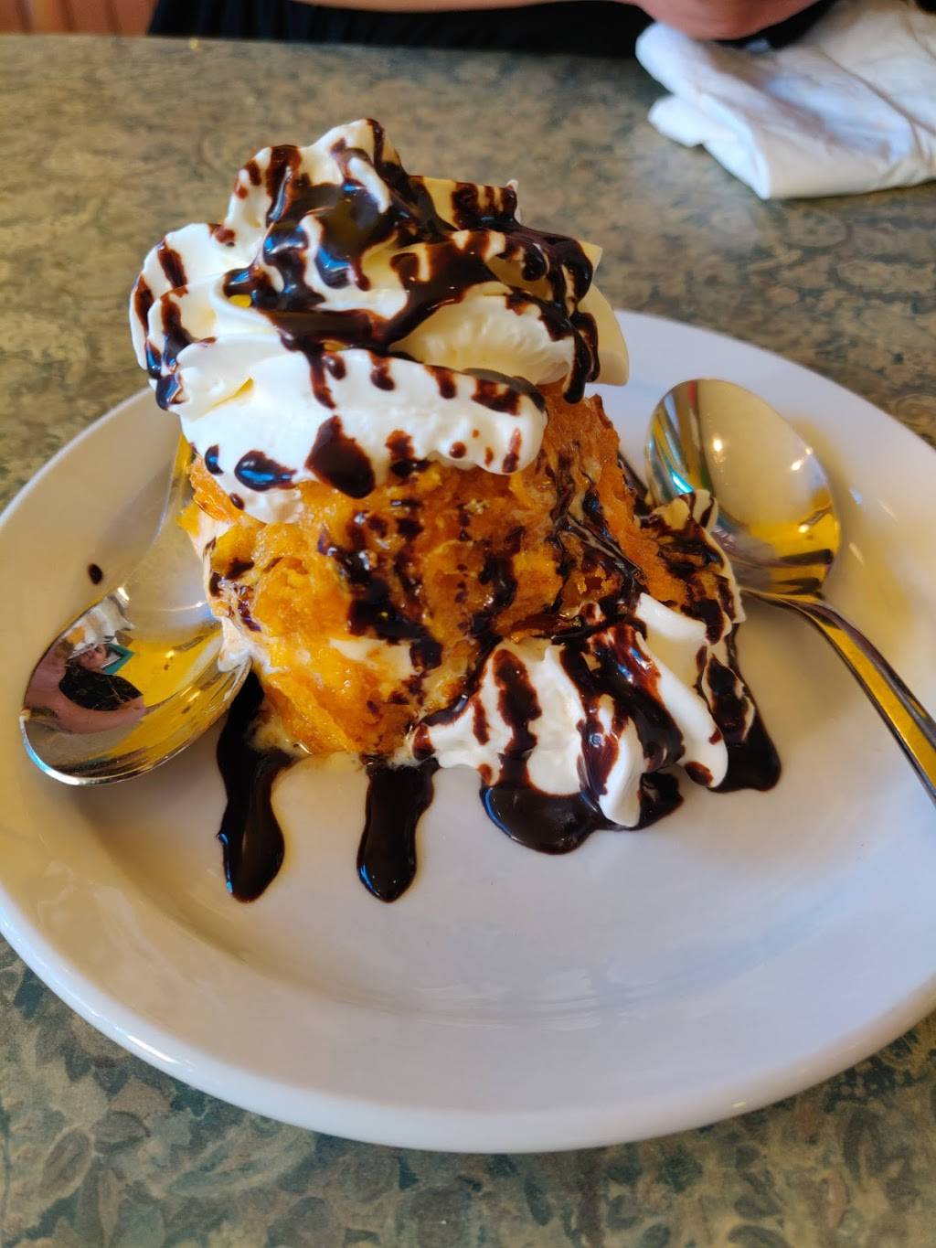 La Mexicana | restaurant | 3337 Bathurst St, North York, ON M6A 2B7, Canada | 4167839452 OR +1 416-783-9452