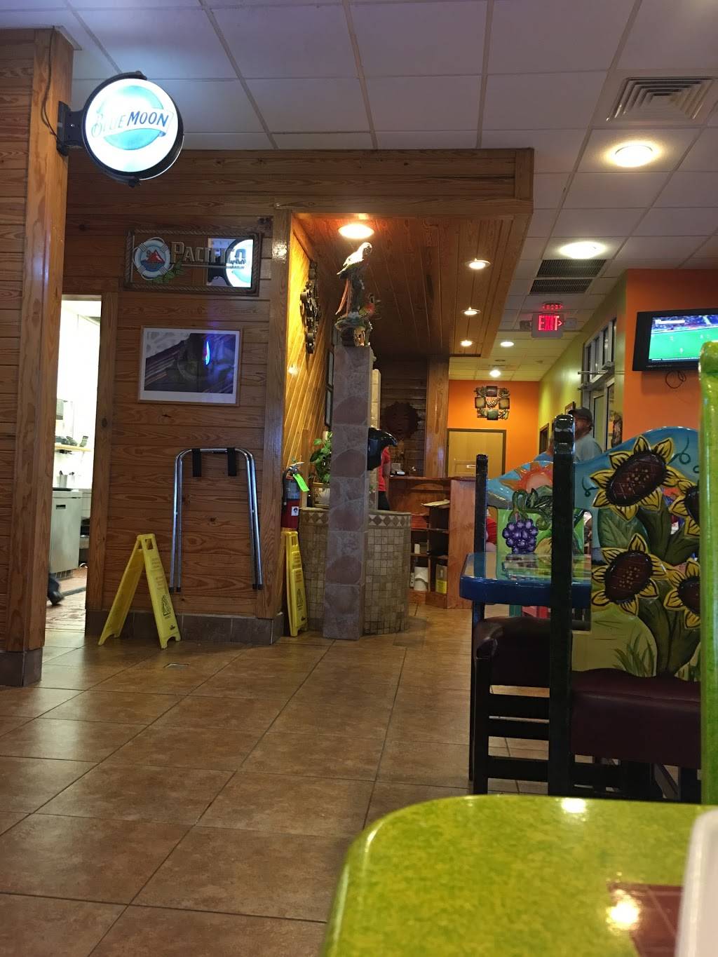 Cancun Mexican Grill & Bar | restaurant | 732 Dolly Parton Pkwy, Sevierville, TN 37862, USA | 8653654655 OR +1 865-365-4655