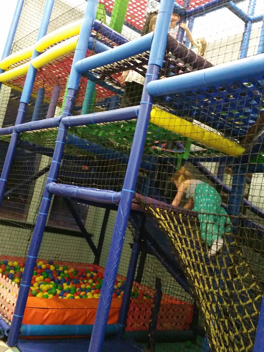 B.C. Pizza | restaurant | 1191 M-75, Boyne City, MI 49712, USA | 2315822288 OR +1 231-582-2288