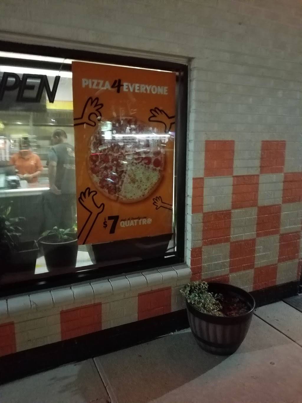 Little Caesars Pizza | meal takeaway | 4916 Federal Blvd, Denver, CO 80221, USA | 3034772252 OR +1 303-477-2252