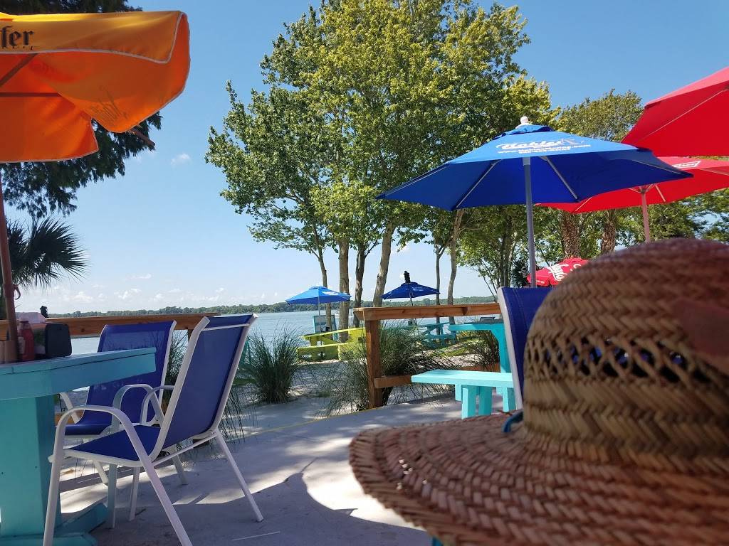 Kalua Beach Bar | restaurant | 181 S Joanna Ave, Tavares, FL 32778, USA | 3526095910 OR +1 352-609-5910