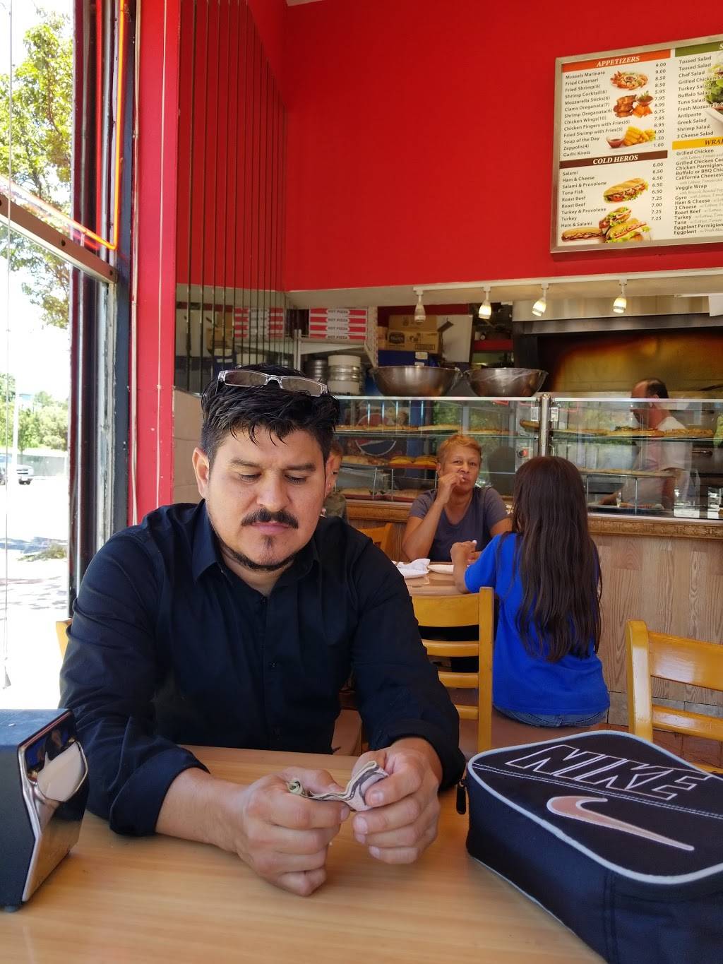 Romeos Pizza | restaurant | 117 Broad St, Staten Island, NY 10304, USA | 7187201900 OR +1 718-720-1900