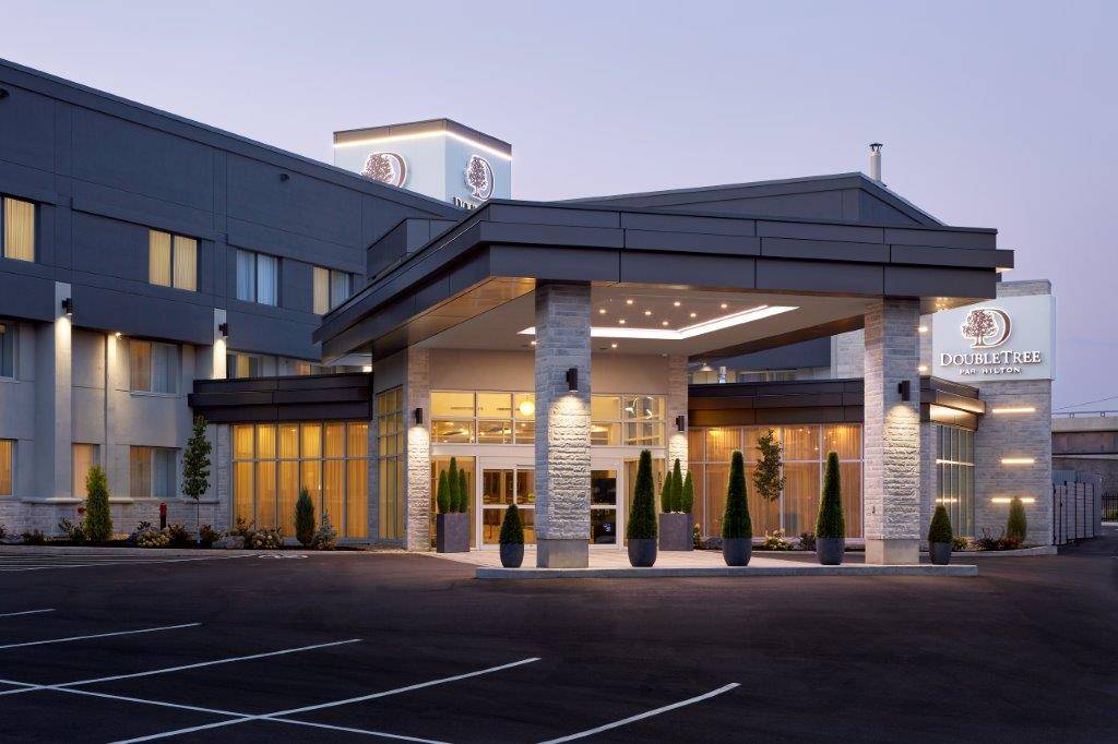 Restaurant Semaphore | restaurant | 705 Avenue Michel Jasmin, Dorval, QC H9P 1B8, Canada | 5146314811 OR +1 514-631-4811