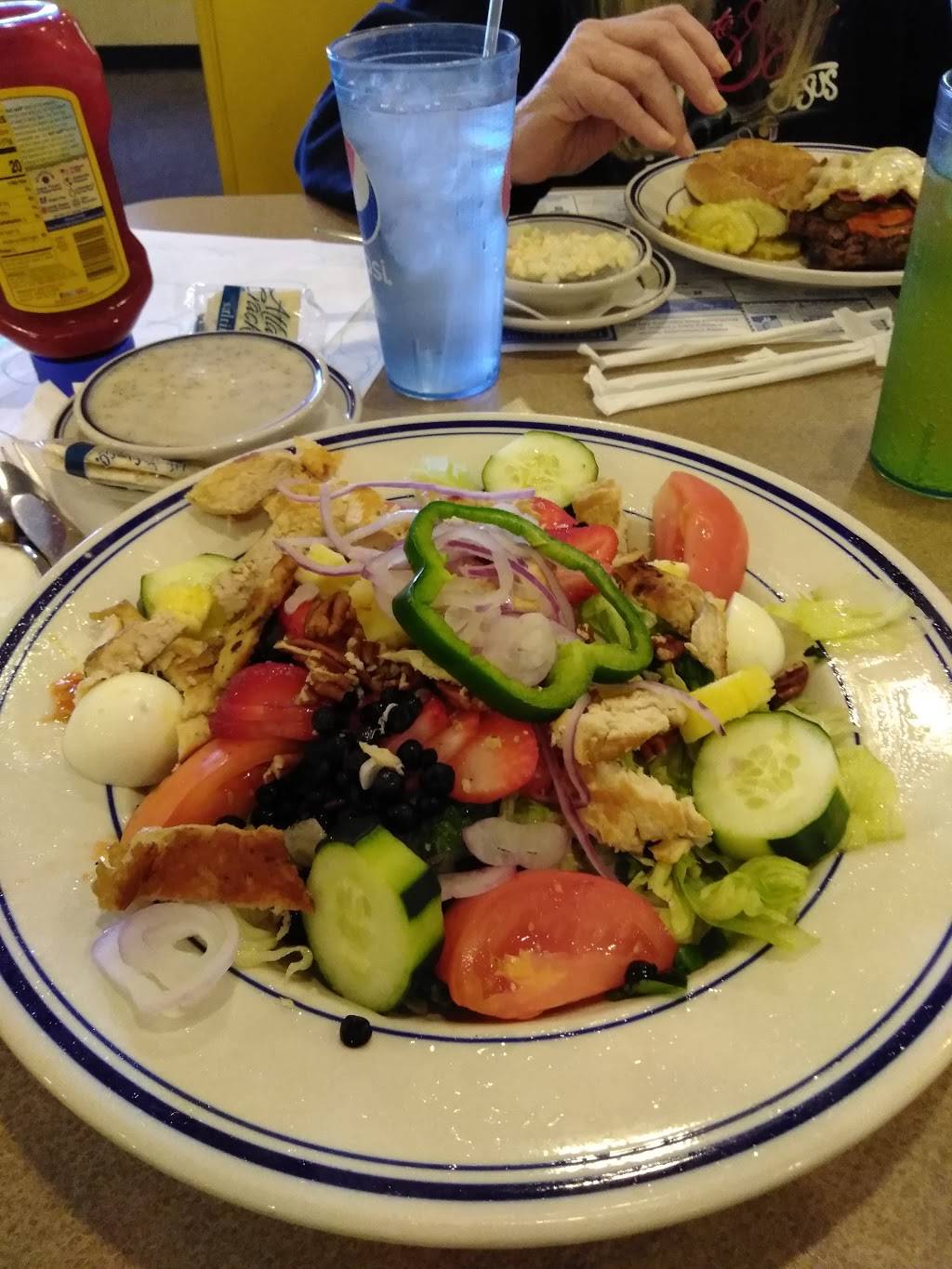 Stacks Restaurant | restaurant | 510 S Memorial Dr, New Castle, IN 47362, USA | 7655293001 OR +1 765-529-3001