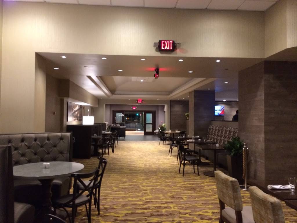 Blossom | restaurant | 3 Tower Center Blvd, East Brunswick, NJ 08816, USA | 7328282000 OR +1 732-828-2000