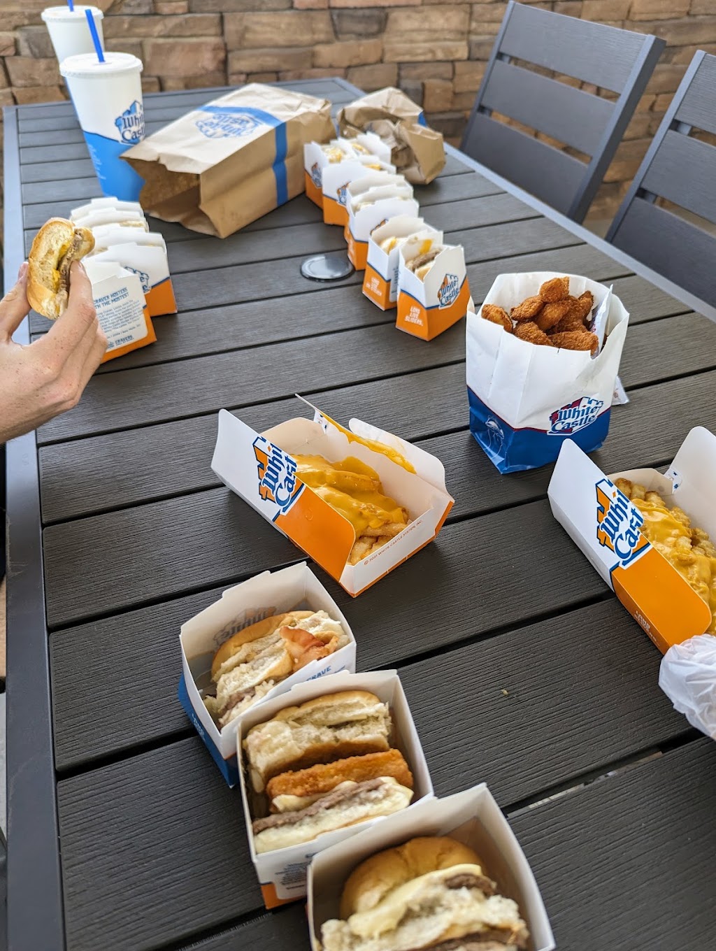 White Castle | restaurant | 8735 S Jewel St, Tempe, AZ 85284, USA | 6232732546 OR +1 623-273-2546