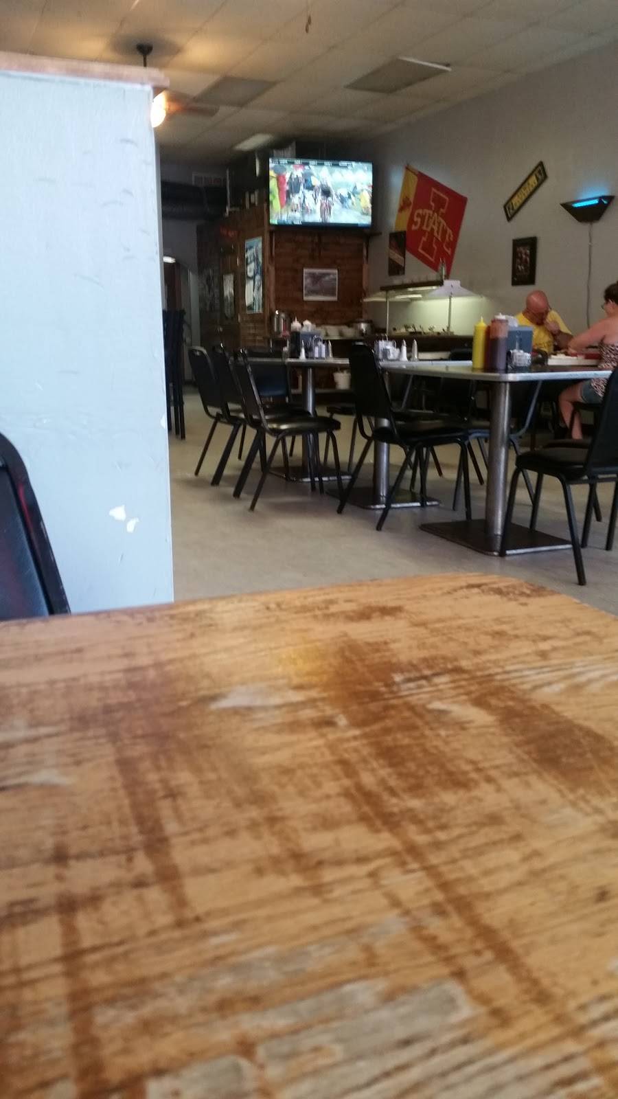 Just A Small Town Grill | restaurant | 323 E Main St, Montezuma, IA 50171, USA | 6416232220 OR +1 641-623-2220