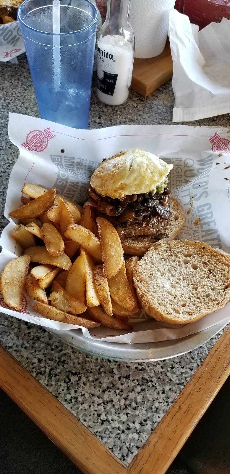 Fuddruckers | restaurant | 2301 E Central Texas Expy Ste. 106, Killeen, TX 76543, USA | 2546997700 OR +1 254-699-7700