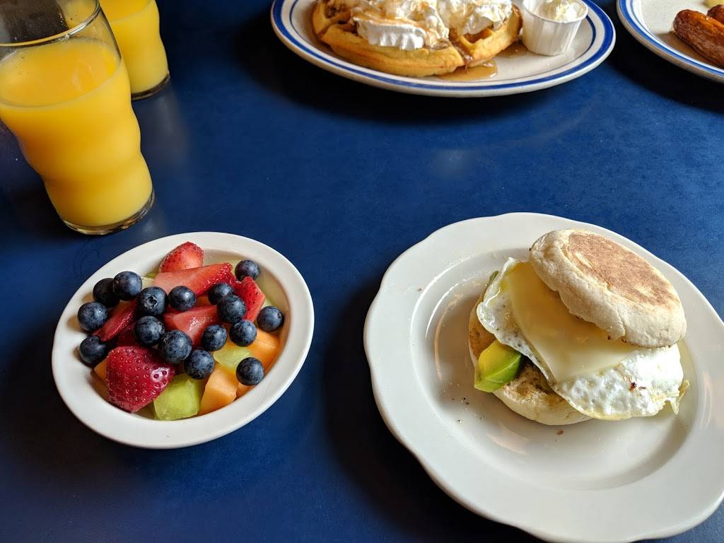 The Corner Room | restaurant | 100 W College Ave, State College, PA 16801, USA | 8142373051 OR +1 814-237-3051