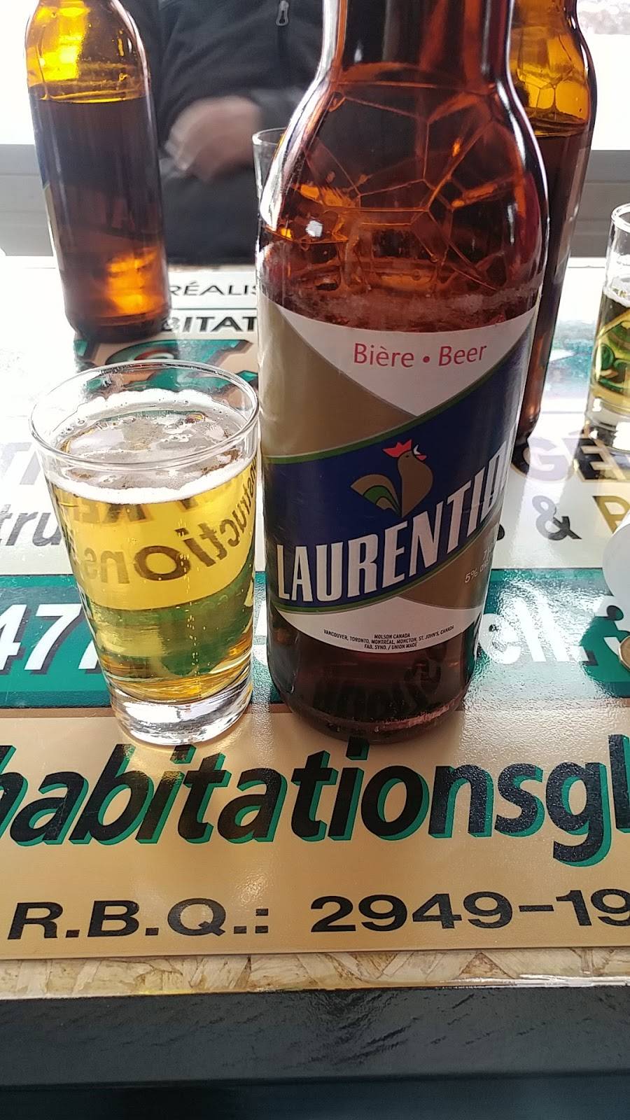 Code Bar | restaurant | 650 Boulevard Saint-Joseph O, Drummondville, QC J2E 1H5, Canada | 8194779475 OR +1 819-477-9475