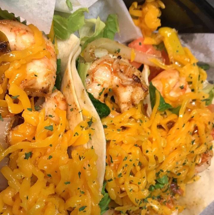 Tashias Cocktails and Cuisine | restaurant | 1641 W Hunting Park Ave, Philadelphia, PA 19140, USA | 2152282201 OR +1 215-228-2201