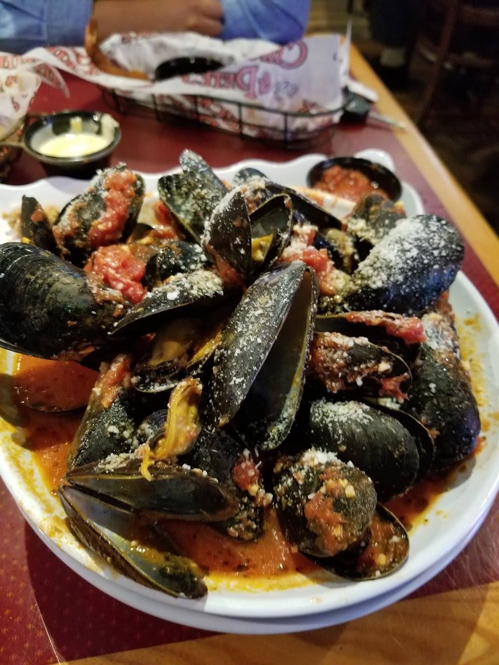 Chickies & Petes | restaurant | 4010 Robbins Ave, Philadelphia, PA 19135, USA | 2153383060 OR +1 215-338-3060