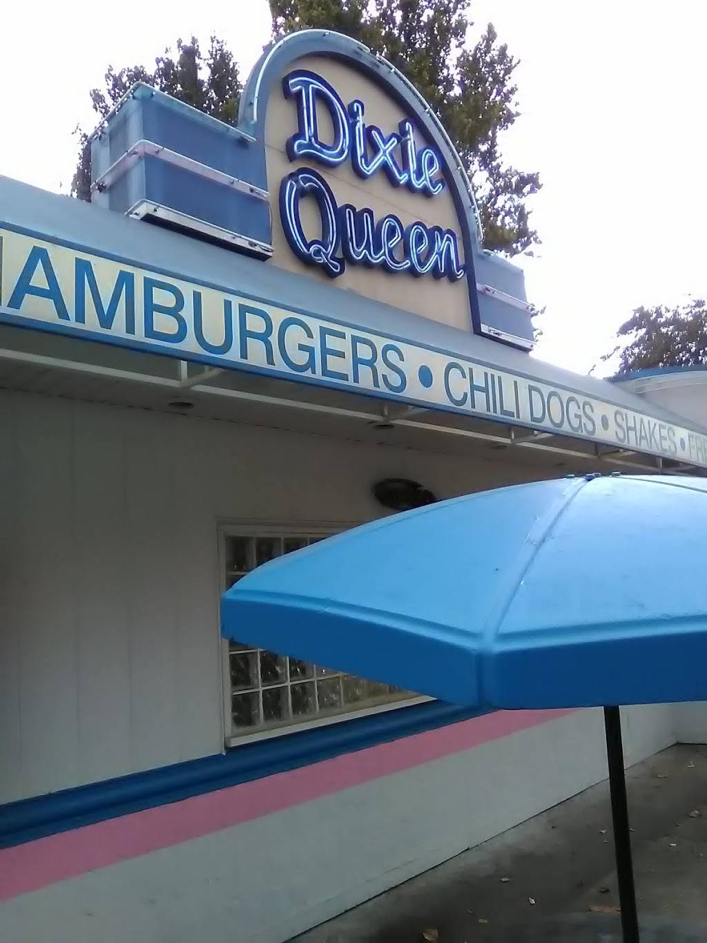 Dixie Queen | restaurant | 4062 S 3rd St, Memphis, TN 38109, USA | 9017855635 OR +1 901-785-5635