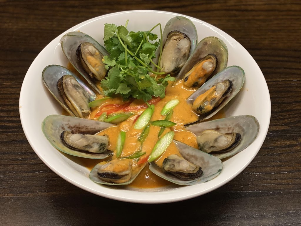 Macanese Grill | restaurant | 5304 Gateway Center, Flint, MI 48507, USA | 8102338000 OR +1 810-233-8000