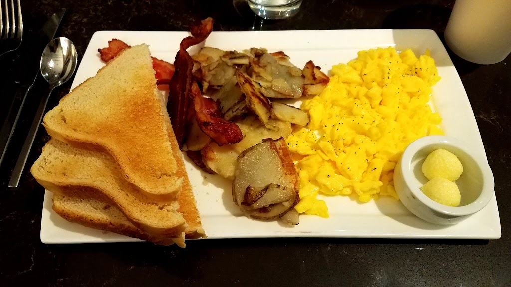 Amuse | restaurant | 1421 Arch St, Philadelphia, PA 19102, USA | 2154228222 OR +1 215-422-8222