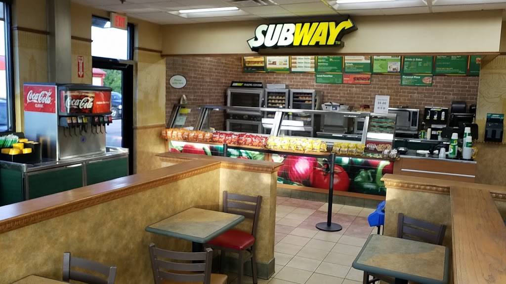 Subway | restaurant | 7210 Strawberry Plains Pike, Knoxville, TN 37914, USA | 8655441123 OR +1 865-544-1123