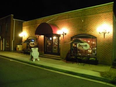 Grapevine Cafe | restaurant | 622 Kenmore Ave, Fredericksburg, VA 22401, USA | 5403718880 OR +1 540-371-8880