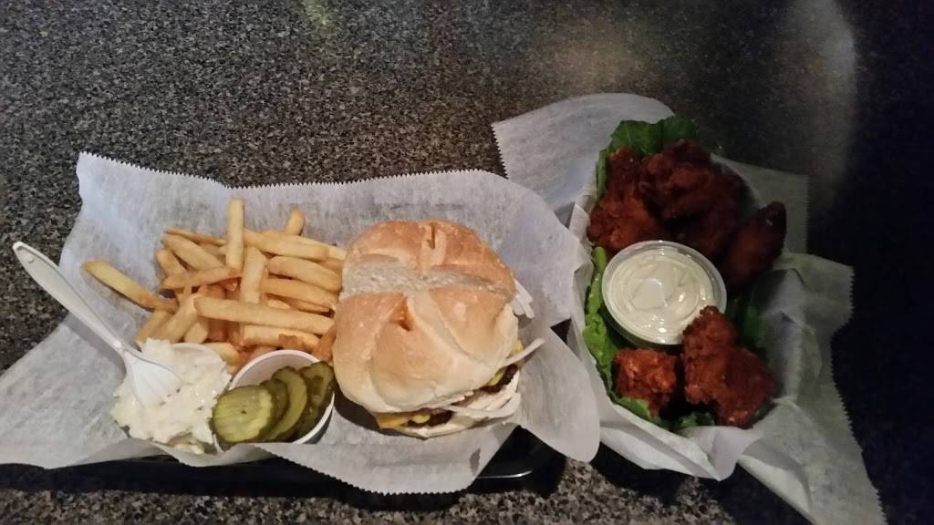 Flat Iron Tavern | restaurant | 430 New Brunswick Ave, Perth Amboy, NJ 08861, USA | 7328264470 OR +1 732-826-4470