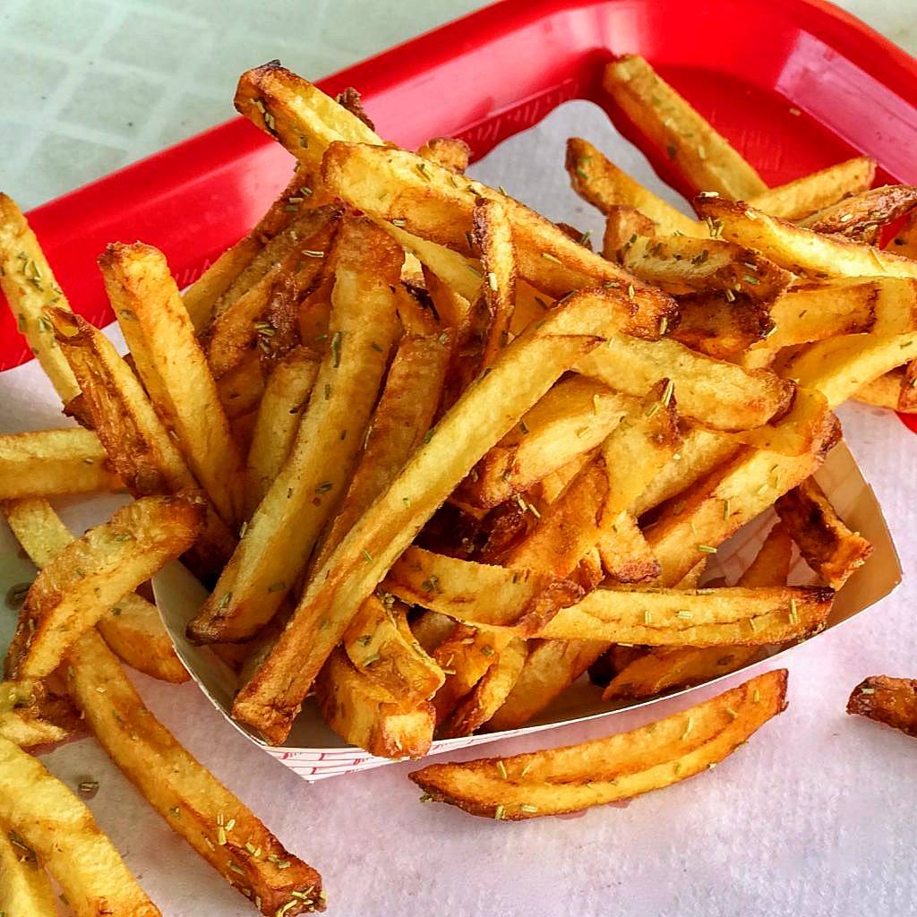 Wild Willys Burgers | restaurant | 46 Arsenal St, Watertown, MA 02472, USA | 6179269700 OR +1 617-926-9700