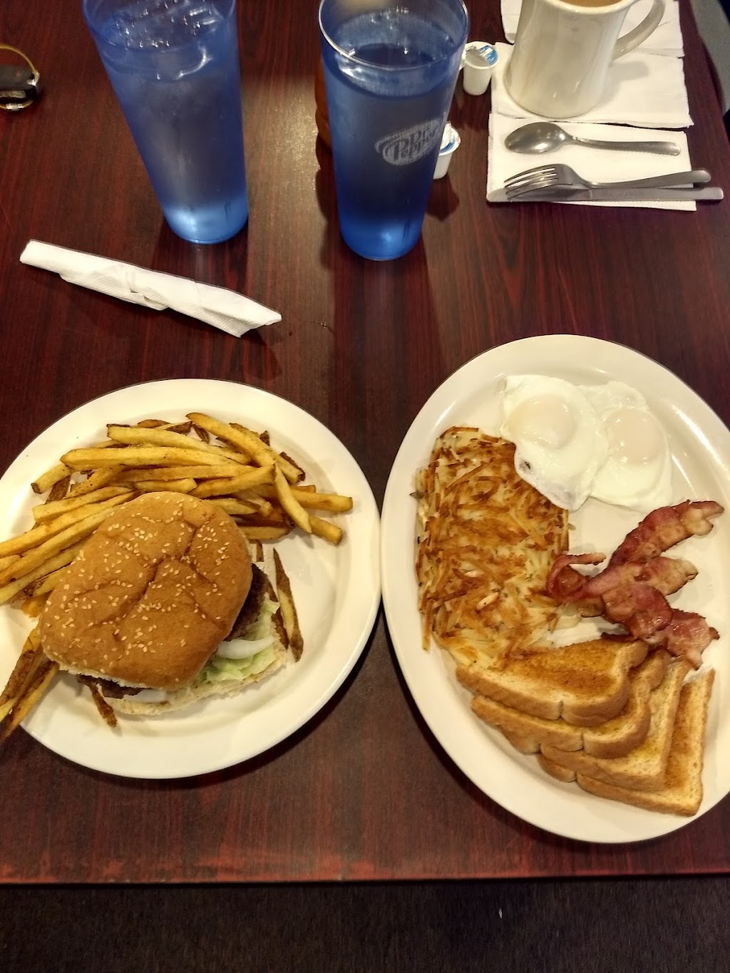 Debras Good Eats | restaurant | 198 Carmona Rd # 7, Hot Springs Village, AR 71909, USA | 5019846677 OR +1 501-984-6677