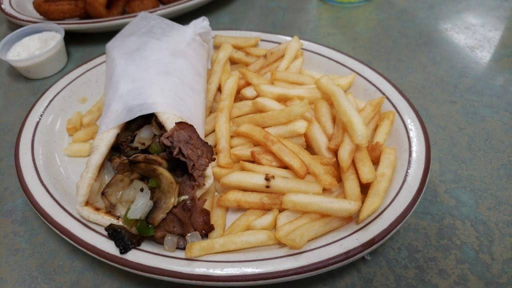 Petes Coney II | restaurant | 6160 Dixie Hwy, Village of Clarkston, MI 48346, USA | 2486234300 OR +1 248-623-4300