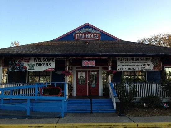 Deland Fish House | restaurant | 310 E International Speedway Blvd, DeLand, FL 32724, USA | 3867400069 OR +1 386-740-0069